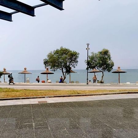 Apartment With 3 Rooms Just 1 Min From The Beach And Free Public Parking Peraía Zewnętrze zdjęcie