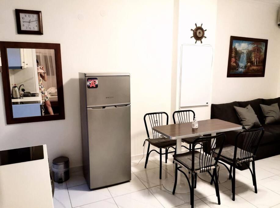 Apartment With 3 Rooms Just 1 Min From The Beach And Free Public Parking Peraía Zewnętrze zdjęcie